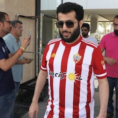 El jeque del Almería estalla: "Hemos perdido 8 puntos por los árbitros"