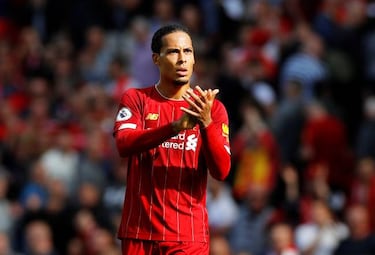 Van Dijk favourite to collect FIFA 'The Best' award in Milan
