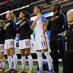 La capitana de EE UU, Megan Rapinoe, lidera la reivindicación homosexual en el fútbol