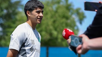 SEATTLE, WASHINGTON - JUNE 14: Obed Vargas of Seattle Sounders faces the media during the Training/Press Conference ahead of their FIFA Club World Cup 2025 Group B match between Botafogo and Seattle Sounders at Sounders FC Clubhouse on June 14, 2025 in Seattle, Washington. Buda Mendes/Getty Images/AFP (Photo by Buda Mendes / GETTY IMAGES NORTH AMERICA / Getty Images via AFP)