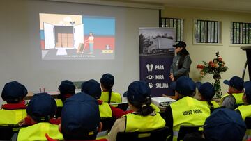 Más de 800 niños embajadores de seguridad vial en Chile gracias a la nueva edición de “Para, Mira y Saluda” de Volvo en Puerto Montt
