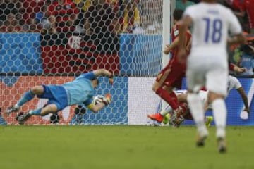 Con goles de Eduardo Vargas y Charles Aránguiz, la Roja derrotó a España en el Maracaná, el 18 de junio del 2014.