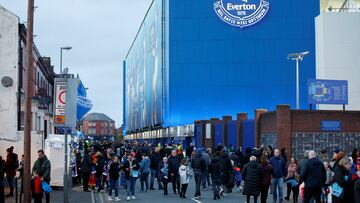 FILE PHOTO: Soccer Football - Women's Super League - Everton v Liverpool - Goodison Park, Liverpool, Britain - March 24, 2023 General view of fans outside the stadium before the match Action Images via Reuters/Craig Brough/File Photo