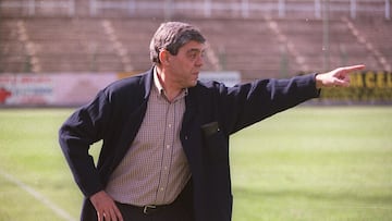 C. 33086 MOSTOLES-SEGOVIANA .CHUFI ENTRENADOR DEL MOSTOLES 12-3-2000 FOTO JESUS SANCHO