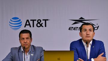 Toluca, Estado de México, 3 de noviembre de 2022. Armando Archundia, presidente y Enrique Osses, director de instrucción, durante una conferencia de prensa de la Comisión de Árbitros de la FMF, celebrada en la Federación Mexicana de Futbol. Foto: Imago7/ Arturo Hernández