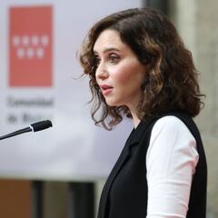 Ayuso pide expulsiones en el PP