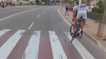 Piruetas de freestyle de Ludvigsson en un badén