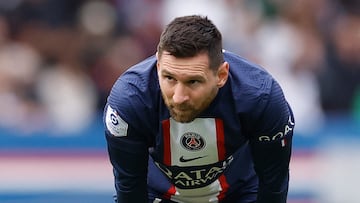 Messi, durante el partido ante el Lorient.