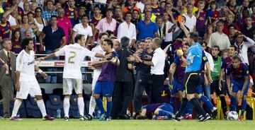 Los enfrentamientos entre Real Madrid y Barcelona fueron muy calientes.