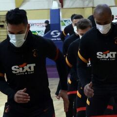 Falcao vuelve a convocatoria de Galatasaray tras mes y medio