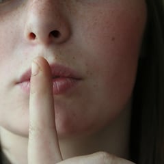 According to psychology, these are the eight moments in life when it’s best to remain silent