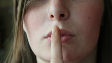 Sometimes, saying nothing is the most profound way to communicate. Psychology explains why silence can speak louder than words.