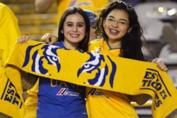 La afición siempre fiel siguiendo a Tigres.