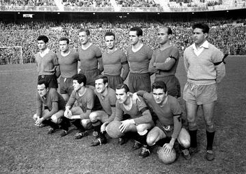 La entidad jienense se fundó el 12 de junio de 1929. Consiguió disputar tres temporadas (1953-54, 1956-57 y 1957-58) en la máxima categoría del fútbol español.