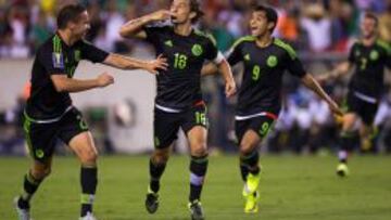 Guardado celebra un gol durante la Copa Oro