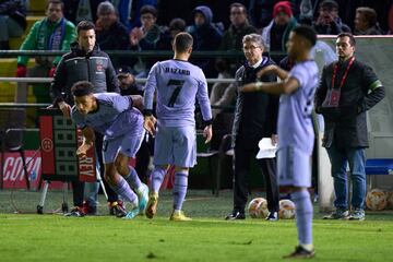 CACERES, SPAIN - JANUARY 03: Eden Hazard of Real Madrid is replaced by Alvaro Rodriguez during the Copa del Rey round of 32 match between CP Cacereno and Real Madrid at Estadio Principe Felipe on January 03, 2023 in Caceres, Spain. (Photo by Angel Martinez/Getty Images)