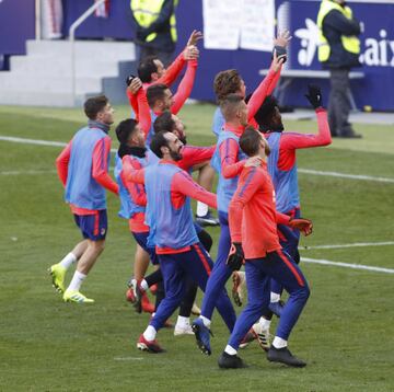 Multitudinario entrenamiento en el Wanda Metropolitano