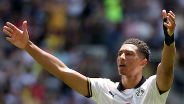Jobe Bellingham is among the scorers as Dortmund see off a second-half fightback from Mamelodi Sundowns to record their first victory in the tournament.