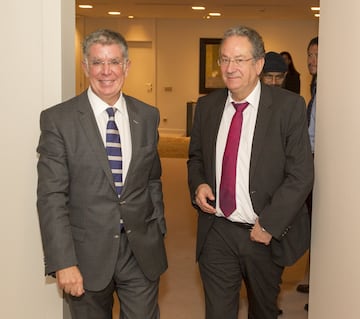 Alejandro Elortegui, director Adjunto de AS, junto a Miguel Ángel Cayuela, consejero delegado de Grupo Santillana.