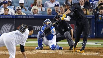 Los Yankees y los Dodgers dividieron triunfos en los primeros dos partidos de la serie. Sin embargo, ese empate se romperá el domingo cuando concluyan su serie.