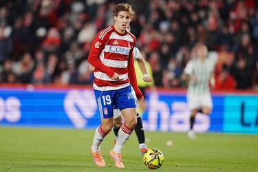 Aprobados y suspensos del Granada: progresión a ritmo de caracol