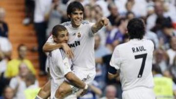 <b>PRIMERO, RAÚL.</b> El capitán del Real Madrid consiguió el primer gol de la Liga 2009/10.