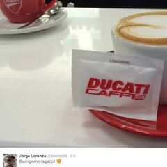 Lorenzo degusta café Ducati... que le quiere campeón en 2018