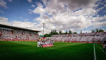 Vista panorámica del estadio Carlos Belmonte.