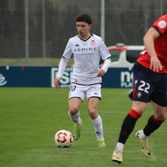 Entre leones anda el juego