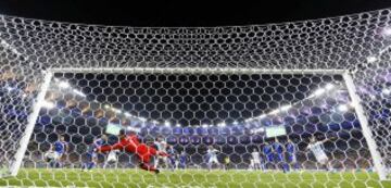 Gol en propia puerta del bosnio Sead Kolasinac.