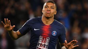 Mbapp&eacute; celebra un gol