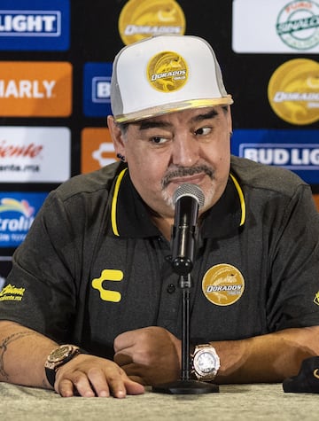 Tres canciones para Maradona y Dorados