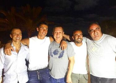 Cristiano, de cena por Ibiza con Mendes y el dueño del Valencia
