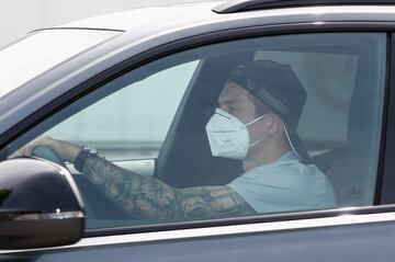 Toni Kroos llegando a la Ciudad Deportiva del Real Madrid.