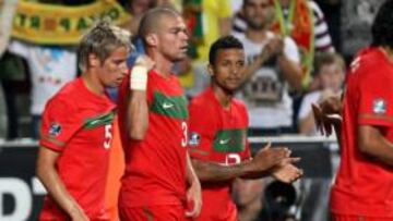 Pepe con Coentrao en un partido de la selección portuguesa.