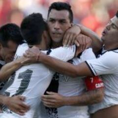 Paredes le da el triunfo a Colo Colo que otra vez sufrió con 10