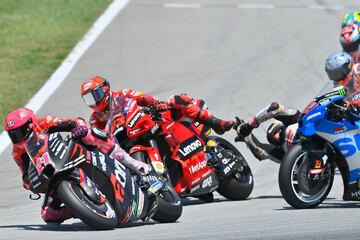 Las imágenes de la accidentada salida en Montmeló