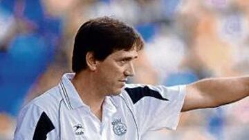 <b>NUEVO SISTEMA. </b>El técnico andaluz ha cambiado de sistema.