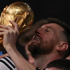 Ronaldo felicita a Lionel Messi por Copa del Mundo