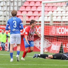 El Algeciras detiene su caída ante un Melilla inocuo