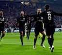 El Eintracht golea en casa y se clasifica como primero de grupo