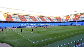 Panor&aacute;mica del regreso del Atl&eacute;tico de Madrid a un entrenamiento en el Vicente Calder&oacute;n esta semana. 