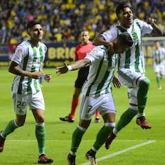 Sergio León pone al Betis cerca de los octavos de final