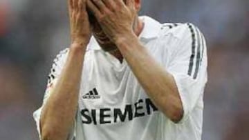 <b>DESPEDIDA. </b>Las lágrimas de Zinedine Zidane en su último partido oficial en el Bernabéu.
