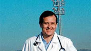 <b>CAMBIO DE BALÓN. </b>Manolo Beaus, hace unos días en Las Rozas.