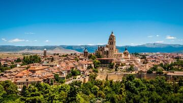 Segovia: llano, monta?a y patrimonio al alcance de la mano