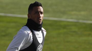 Lucas Barrios volvió a anotar en empate de Colo Colo