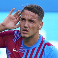 Las cinco ofertas de Rey Manaj