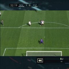 Polémica en Sevilla por la intervención del VAR en el empate del Espanyol