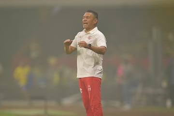   Ignacio Ambriz head coach of Toluca during the game America vs Toluca, corresponding to the Semifinals second leg match of the Torneo Apertura 2022 of the Liga BBVA MX, at Azteca Stadium, on October 22, 2022.

<br><br>

Ignacio Ambriz Director Tecnico de Toluca durante el partido America vs Toluca, correspondiente al partido de Vuelta de Semifinales del Torneo Apertura 2022 de la Liga BBVA MX, en el Estadio Azteca, el 22 de octubre de 2022.